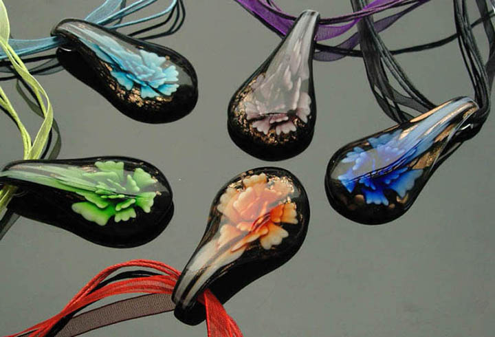 Murano Glass Pendants(Sold in 12 pcs per tray assorted colors)