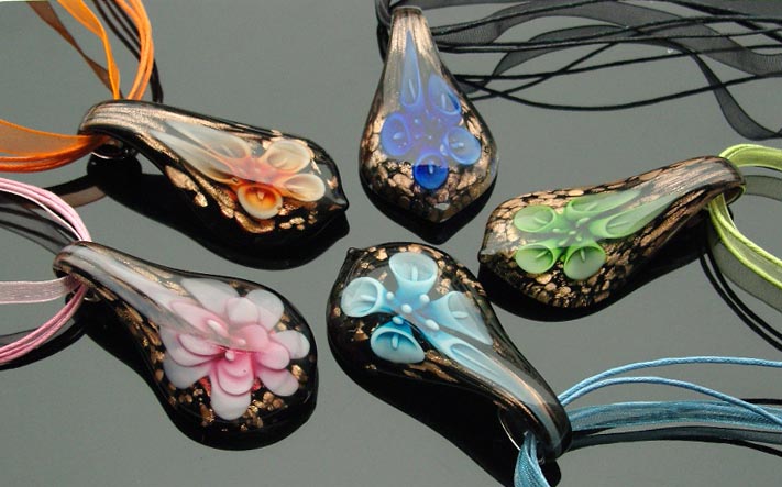 Murano Glass Pendants(Sold in 12 pcs per tray assorted colors)