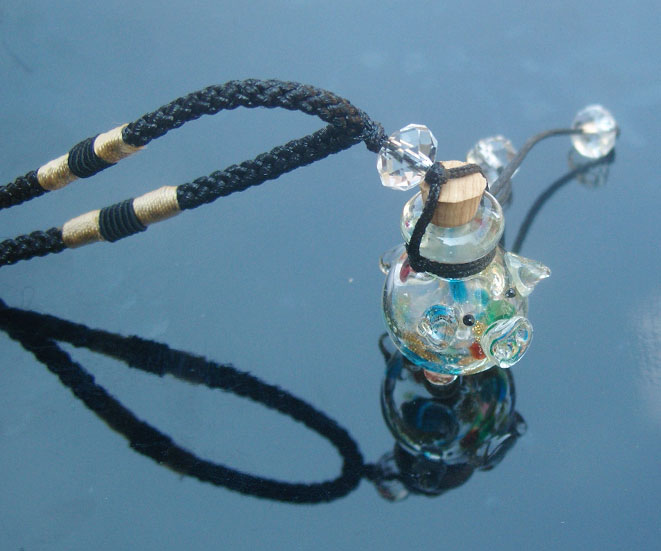 Murano Glass Perfume Necklace Pig(with cord)