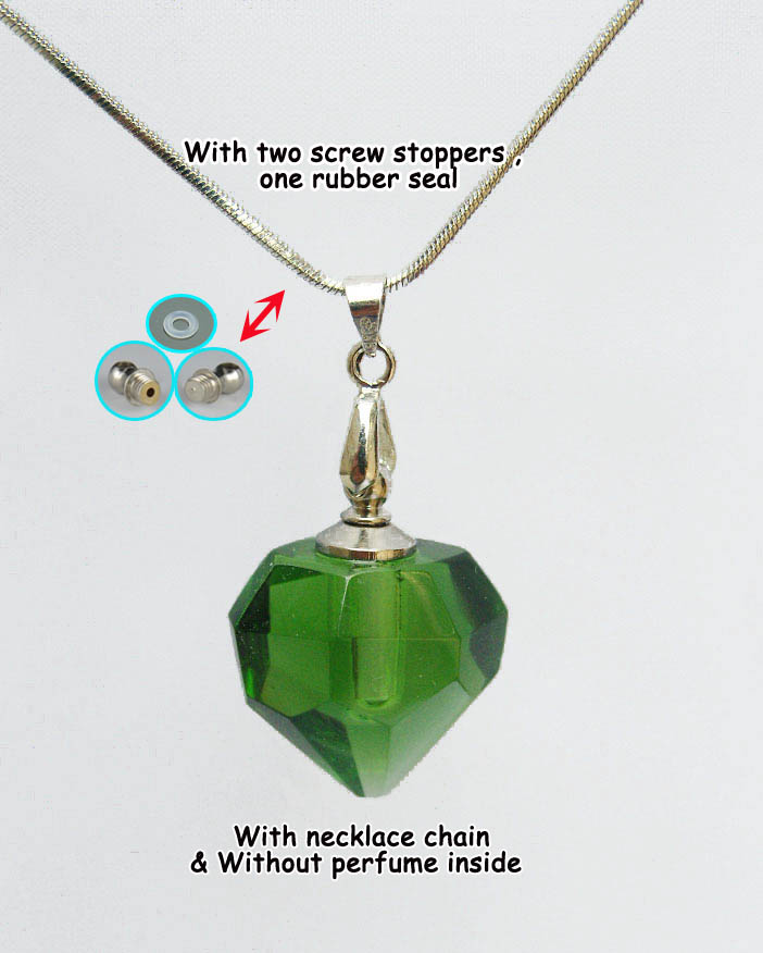 Big Hole Diamond Heart Green(with the necklace chains)