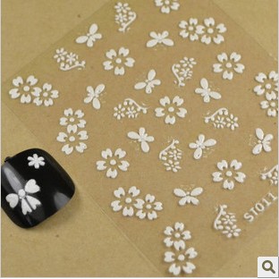 White Flower Nail Stickers (Sold in per package of 100pcs,assorted)