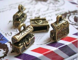11X10MM Bronze Treasure Chests Trinket charms (sold in per package of 200pcs)