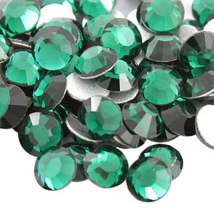 4MM Dark Green Flat Bottom Crystal Trade Diamond (Sold in per package of 1200pcs)