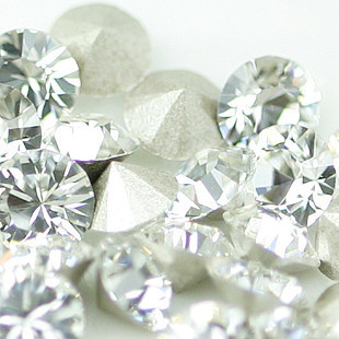9MM White Point Back Crystal Trade Diamond (Sold in per package of 100pcs)