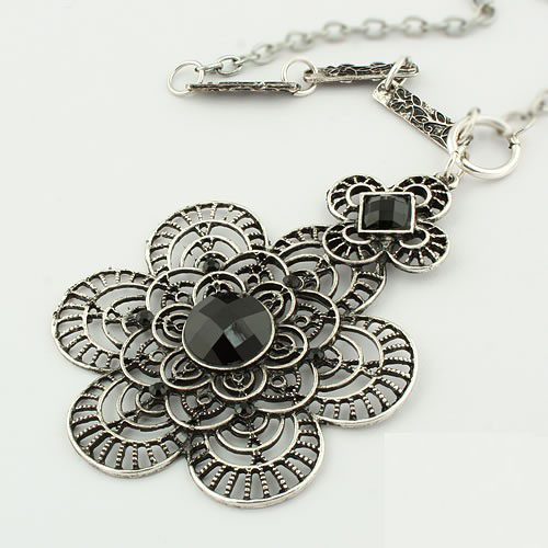 Retro Necklace Flower (Sold in per package of 20pcs,assorted colors)