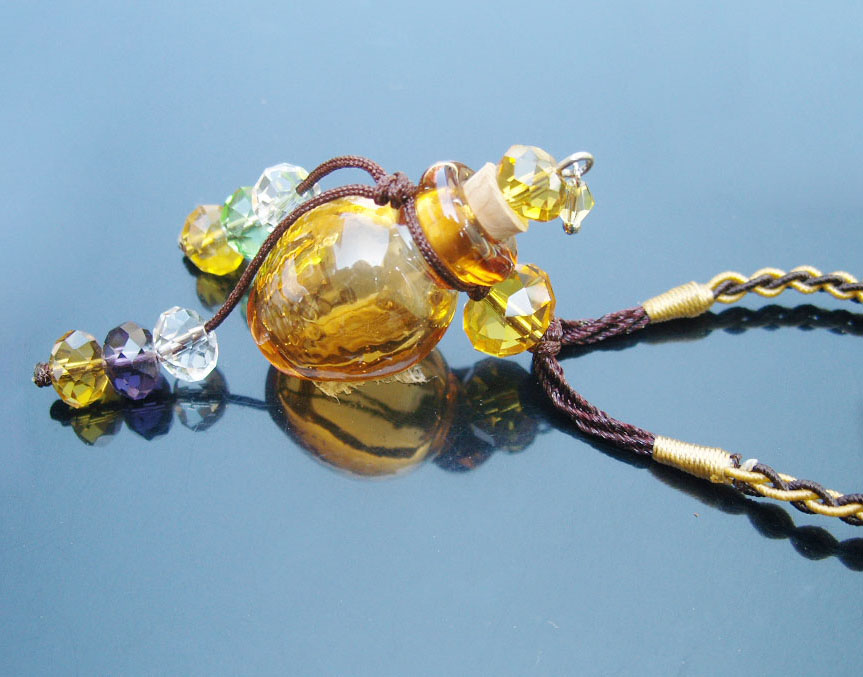 Murano Glass Perfume Necklace Vase Champagne (with cord)