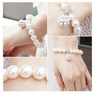 Pearl Bracelet With Pearl Ball Pendant