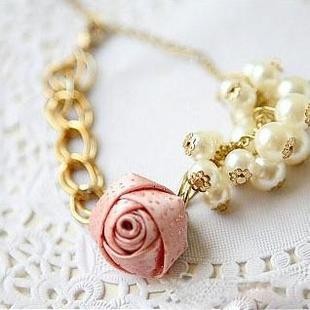 Fashion Pearl Flower Shiny Bracelets