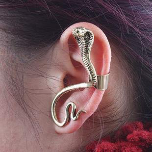 Fashion Euramerican Retro Snake Earrings