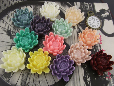 23X25mm Assorted Colour Resin Lotus Flower Cabochon