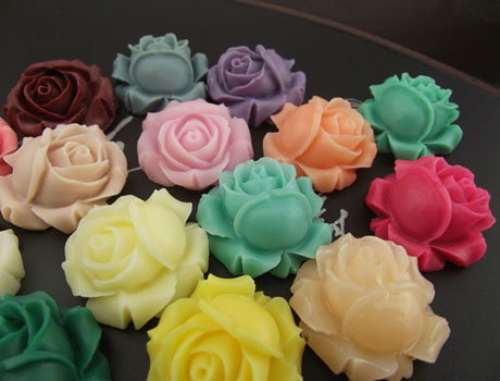 26mm Garden Rose Resin Flower Cabochons of Assorted Colour