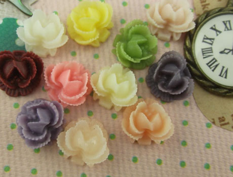 10MM Resin Flower Cabochons of Assorted Colors - HD15