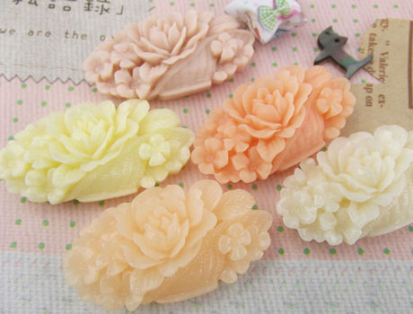 40X23MM Resin Flower Cabochons of Assorted Colors