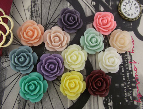 18MM Resin Flower Cabochons of Mixed Colors - HD188