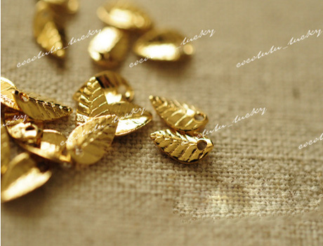 6.5X3.5MM Leaf Charms (Assorted Colors)