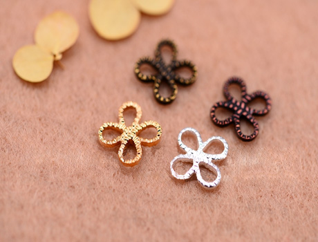 10MM Lucky Four Leaves Leaf Clover Connector(Assorted Colors)