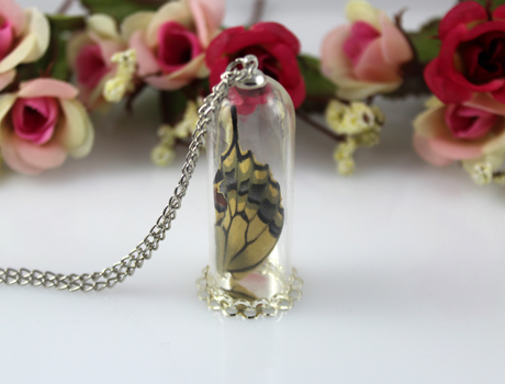 52X18MM -Necklace Flutterby