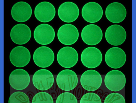 1 inch Green glowing epoxy stickers 