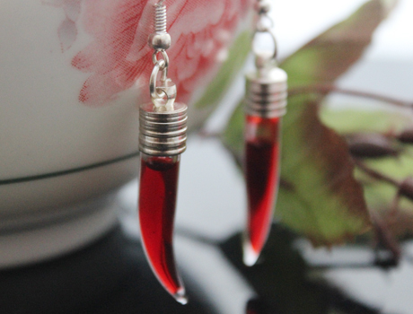 Shark Tooth Blood Vial Earrings(6MM Glass Vials,Sold in per pairs)
