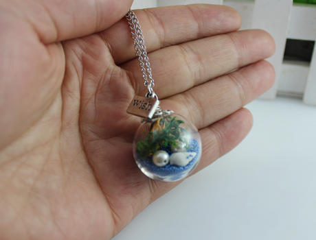 25MM Natural Beach in a Glass Ball Necklace