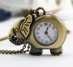 Elephant Pocket Watch With Metal Chain(33x43MM,Bronze-plated color)