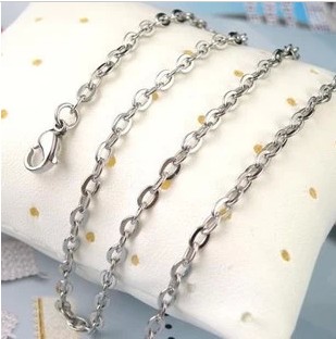 68CM 3x4mm Alloy Round O chain Necklace with lobster clasp