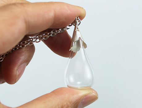 31X18MM Flat Bottom Tear Drop With Necklace Chain