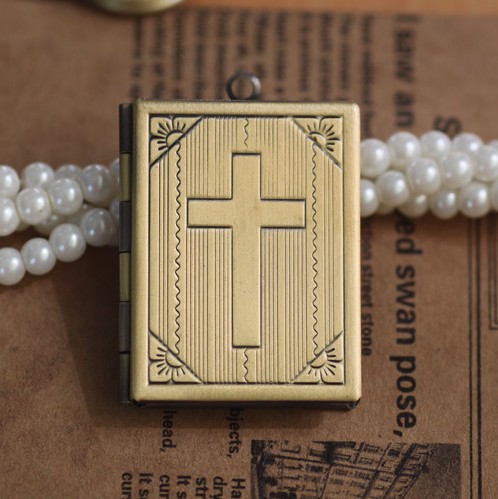 27X35MM Bible locket necklace pendant - NO05077