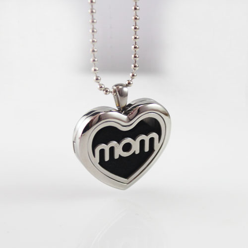 30x30MM Heart Diffuser Locket Necklace